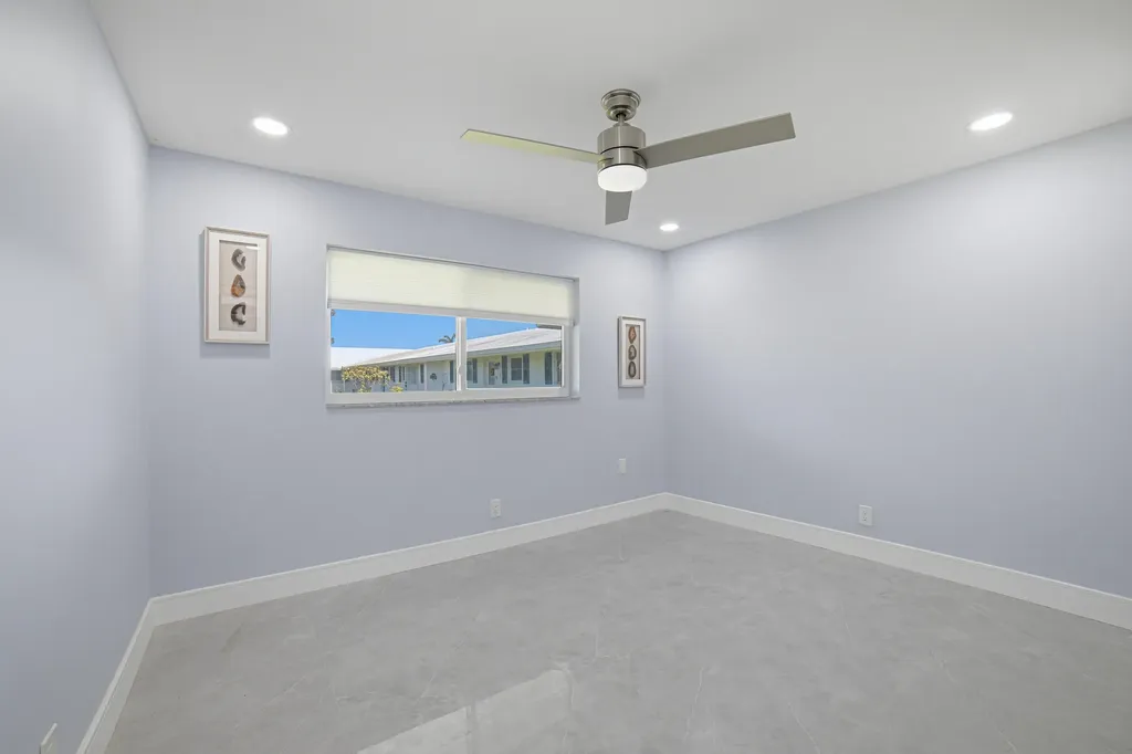 300 SW Golfview Terrace Boynton Beach FL 33426