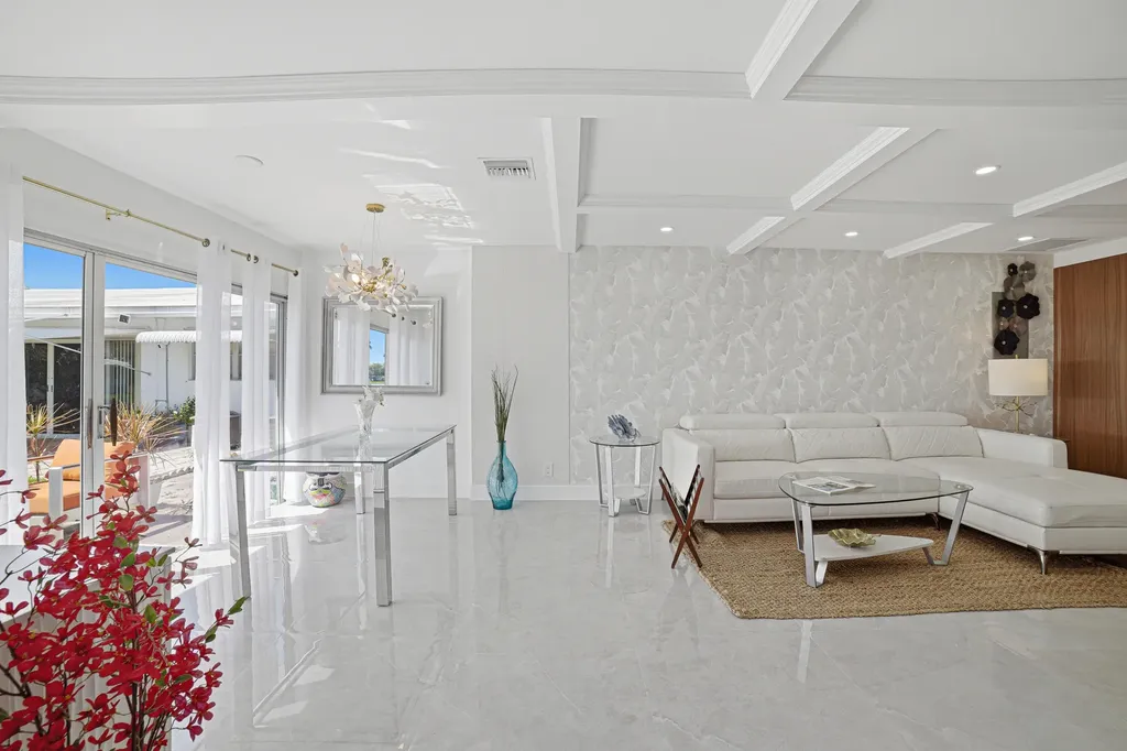 300 SW Golfview Terrace Boynton Beach FL 33426