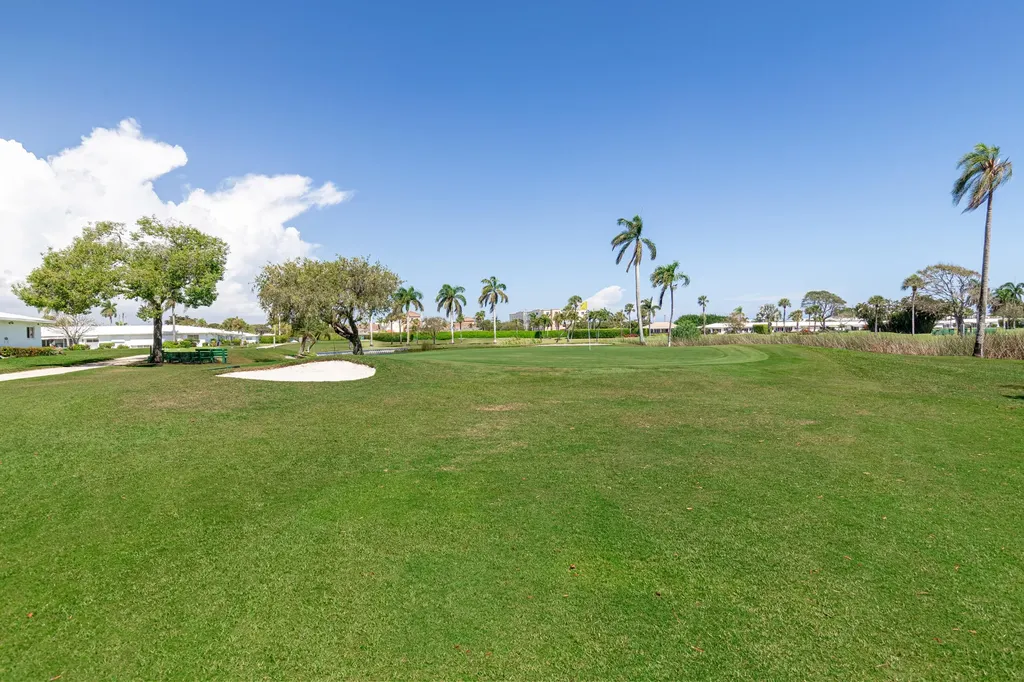 300 SW Golfview Terrace Boynton Beach FL 33426