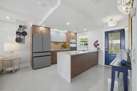 300 SW Golfview Terrace Boynton Beach FL 33426