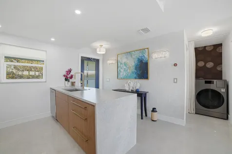 300 SW Golfview Terrace Boynton Beach FL 33426