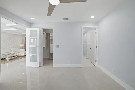 300 SW Golfview Terrace Boynton Beach FL 33426