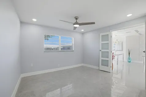 300 SW Golfview Terrace Boynton Beach FL 33426