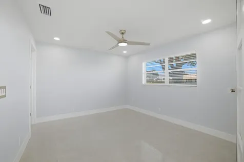 300 SW Golfview Terrace Boynton Beach FL 33426