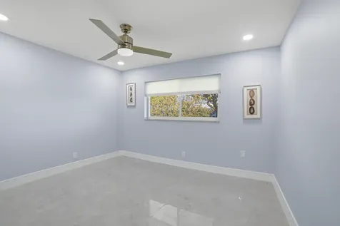 300 SW Golfview Terrace Boynton Beach FL 33426