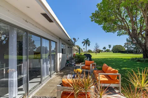 300 SW Golfview Terrace Boynton Beach FL 33426