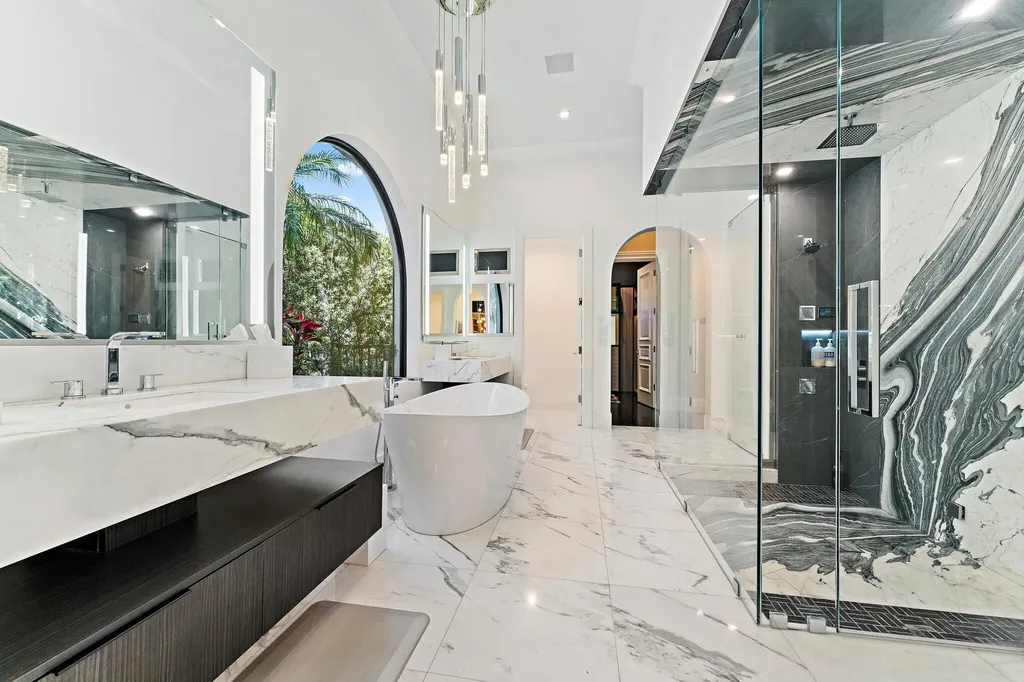 636 Hermitage Circle Palm Beach Gardens FL 33410