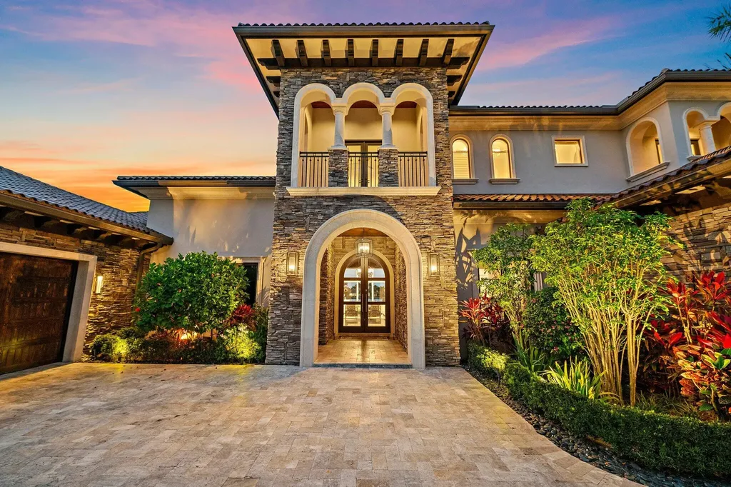 636 Hermitage Circle Palm Beach Gardens FL 33410