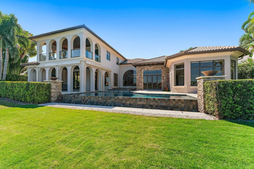 636 Hermitage Circle Palm Beach Gardens FL 33410