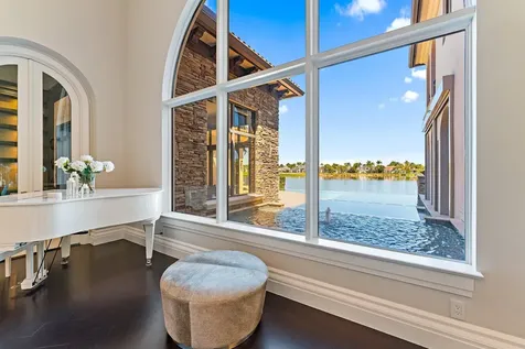 636 Hermitage Circle Palm Beach Gardens FL 33410