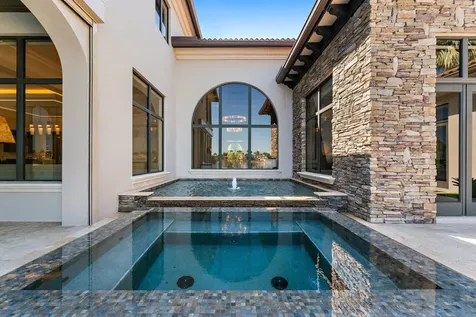636 Hermitage Circle Palm Beach Gardens FL 33410