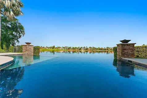 636 Hermitage Circle Palm Beach Gardens FL 33410