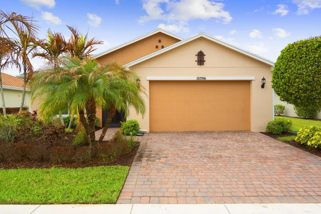 10396 SW Ligustrum Drive Port St Lucie FL 34987