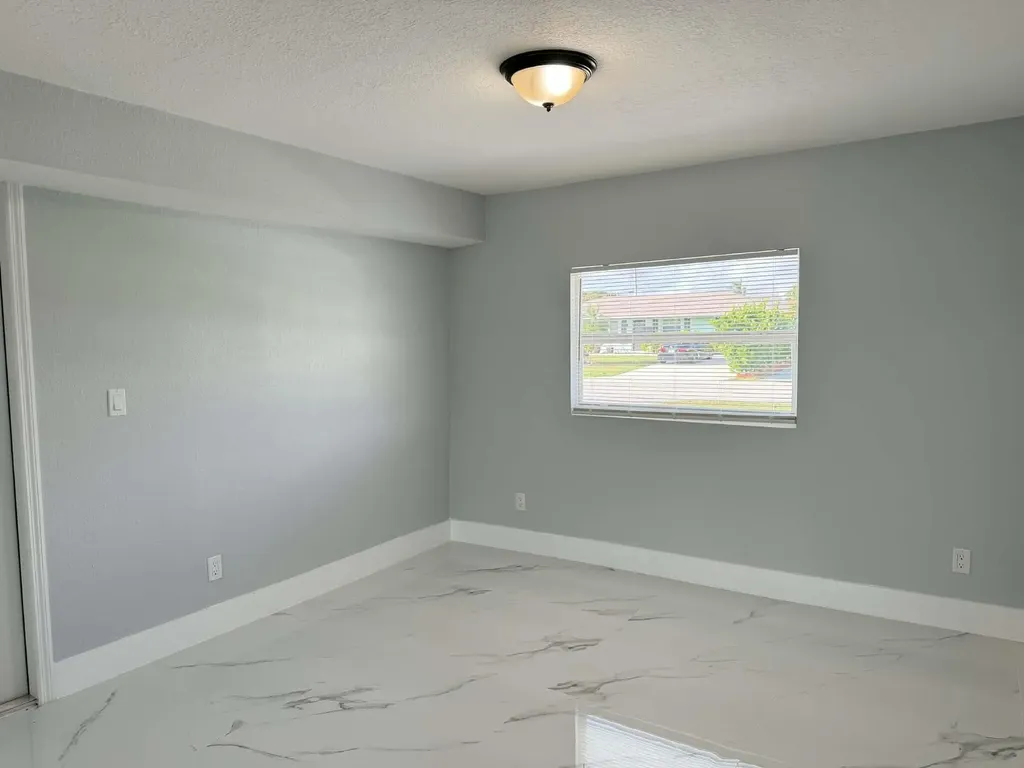 4318 Crestdale Street Palm Beach Gardens FL 33410