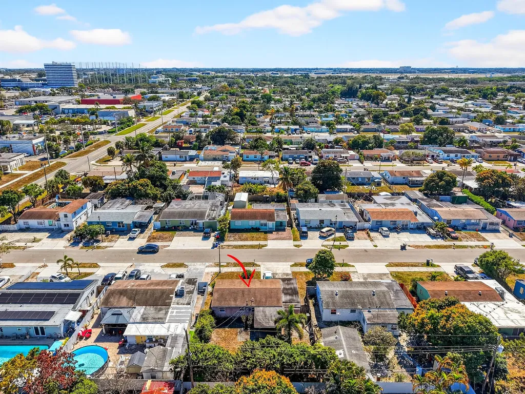 2013 Longwood Road West Palm Beach FL 33409