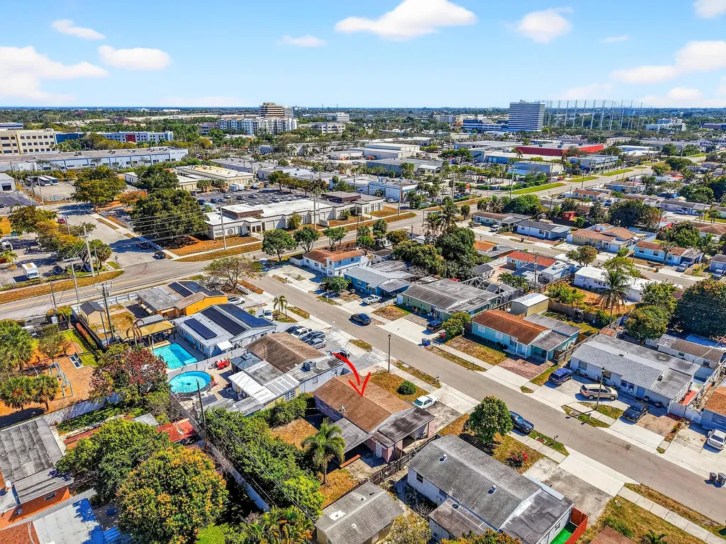 2013 Longwood Road West Palm Beach FL 33409