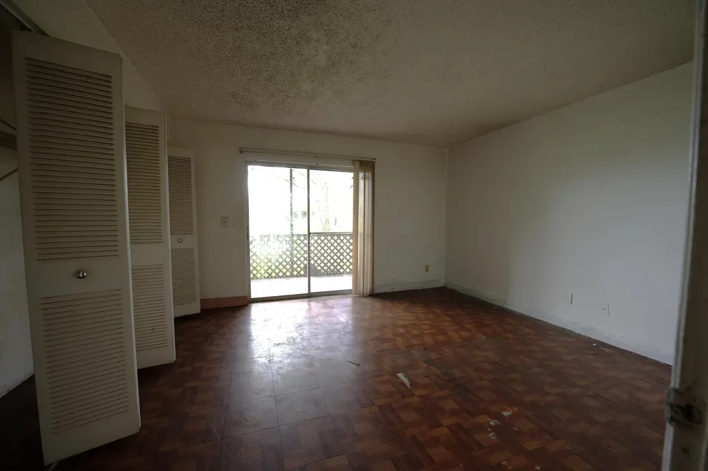 1509 Meadows Circle W Boynton Beach FL 33436