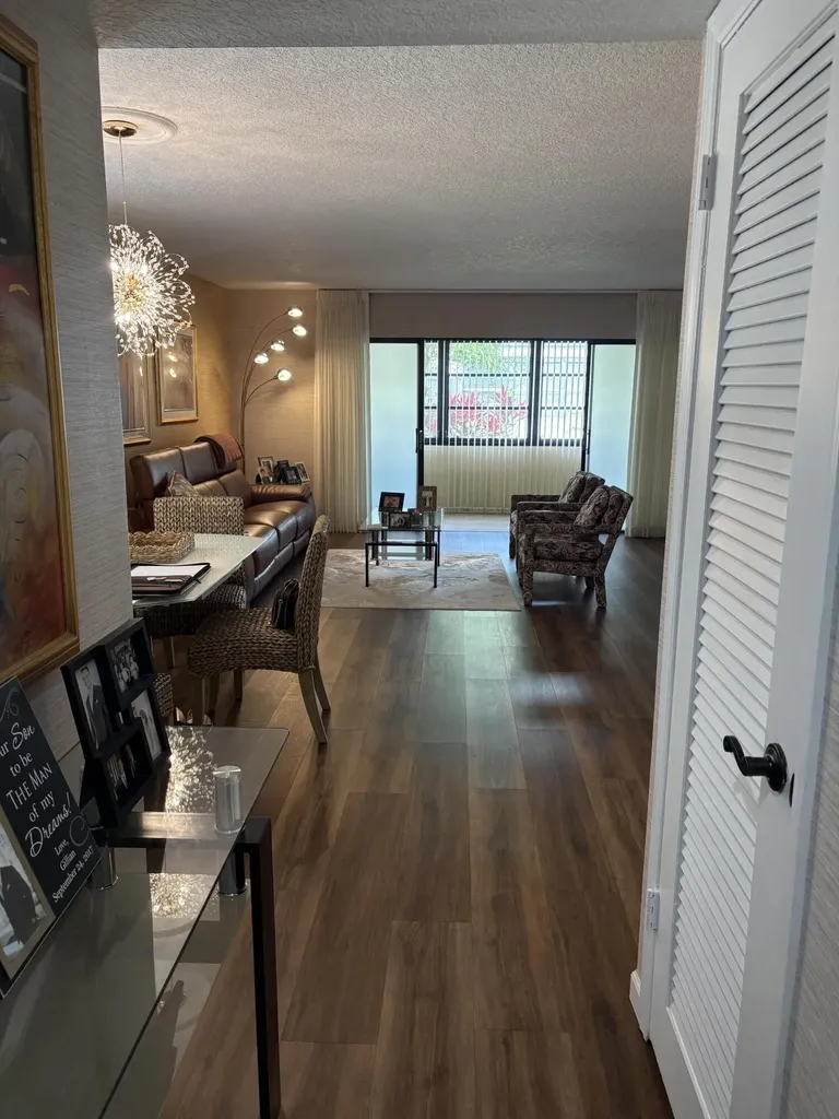 157 Capri D Delray Beach FL 33484