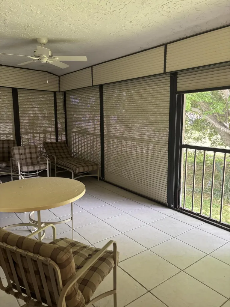 9268 Vista Del Lago Boca Raton FL 33428