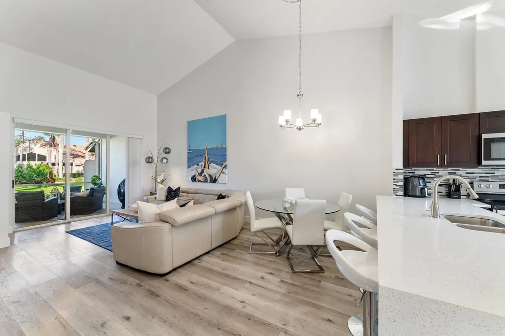 1903 Rosewood Way Palm Beach Gardens FL 33418