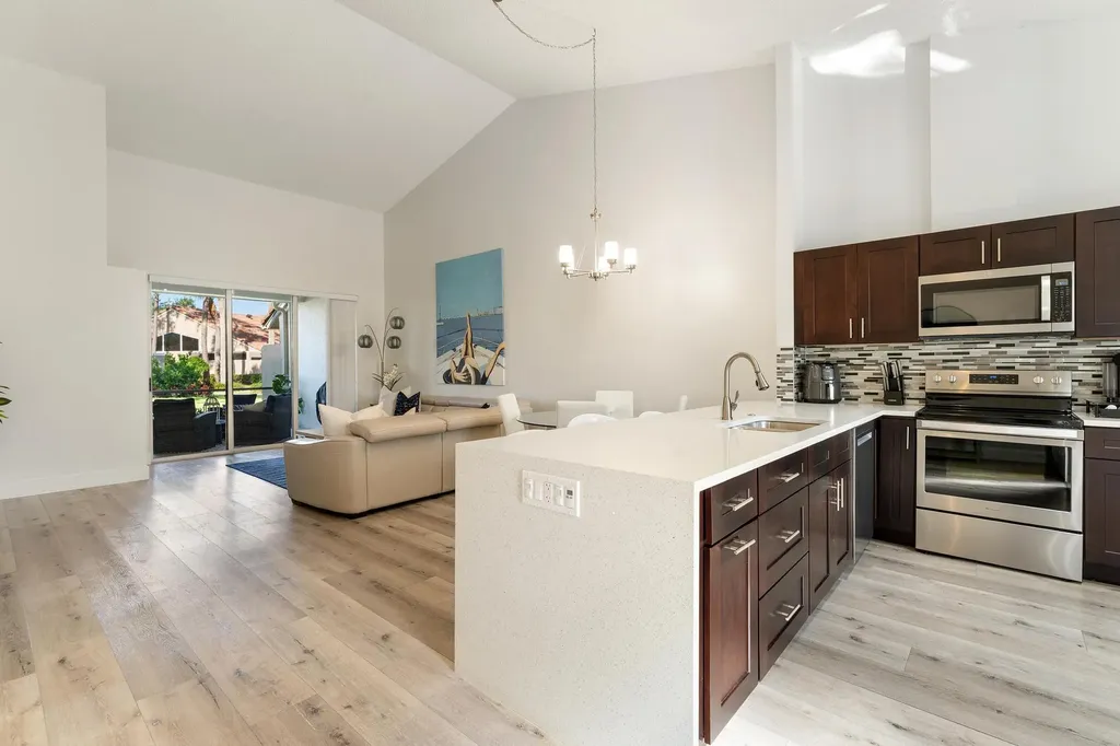 1903 Rosewood Way Palm Beach Gardens FL 33418