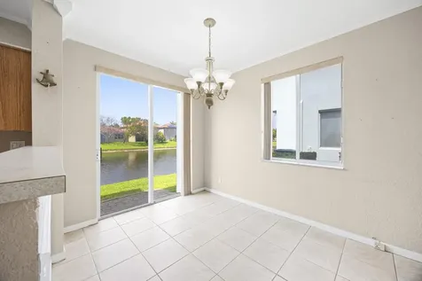 3069 Laurel Ridge Circle Riviera Beach FL 33404