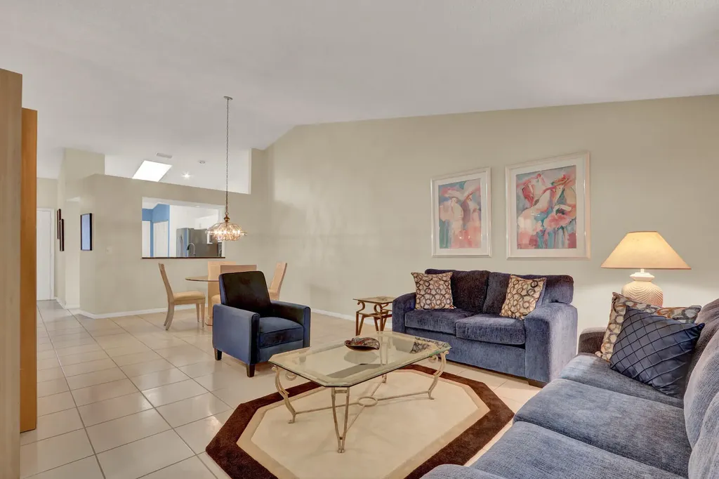 9904 Summerbrook Terrace Boynton Beach FL 33437