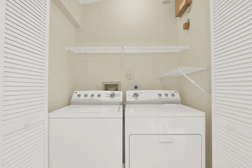 9904 Summerbrook Terrace Boynton Beach FL 33437
