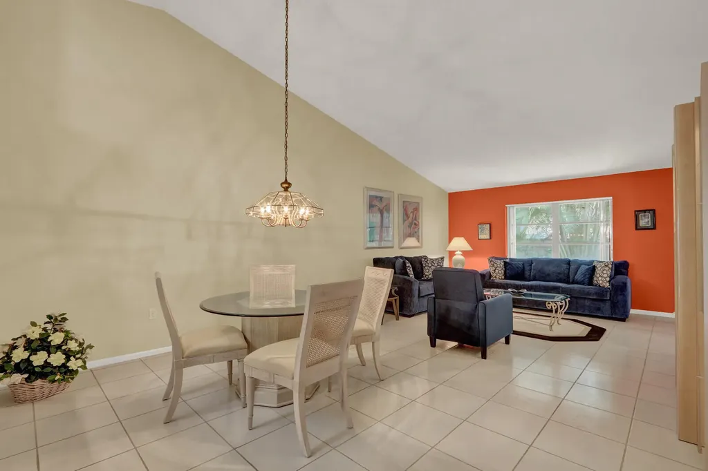 9904 Summerbrook Terrace Boynton Beach FL 33437