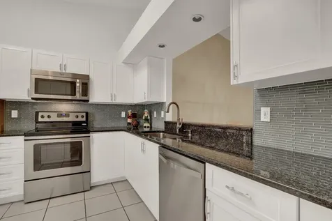 9904 Summerbrook Terrace Boynton Beach FL 33437
