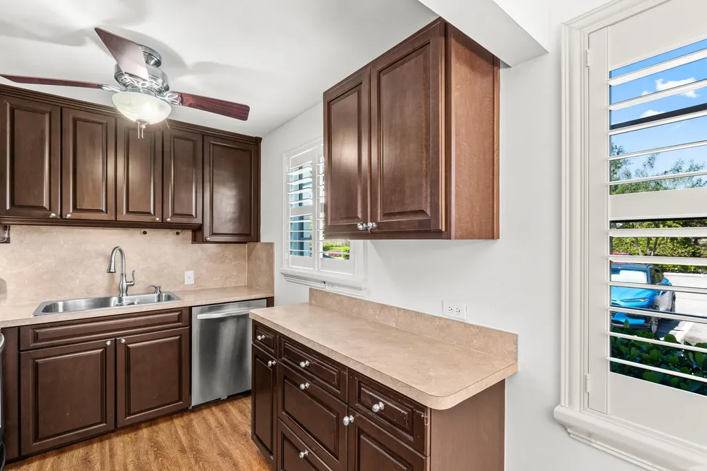 434 Mansfield K Boca Raton FL 33434