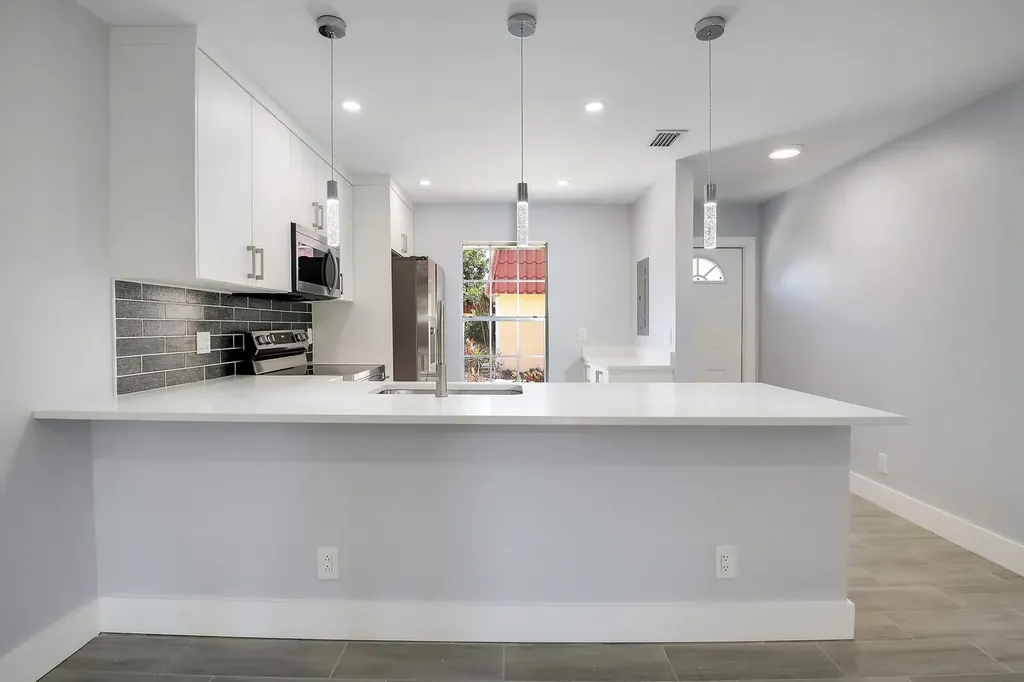 714 Nantucket Circle Lake Worth FL 33467