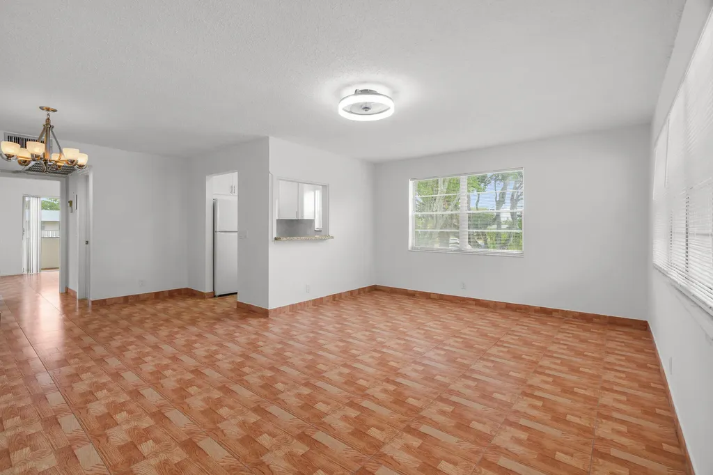 346 Windsor O West Palm Beach FL 33417
