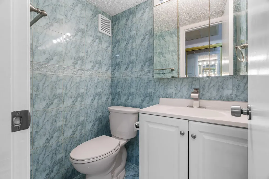 346 Windsor O West Palm Beach FL 33417