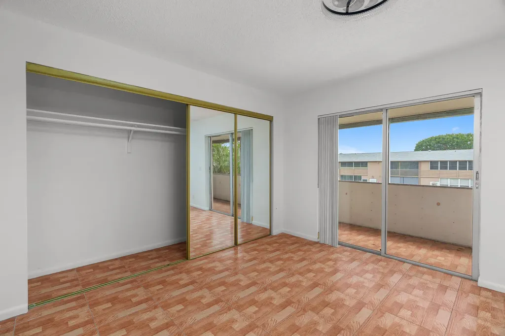 346 Windsor O West Palm Beach FL 33417