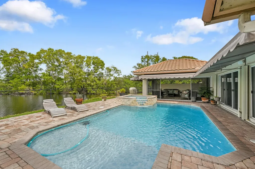 9232 Sun Pointe Drive Boynton Beach FL 33437