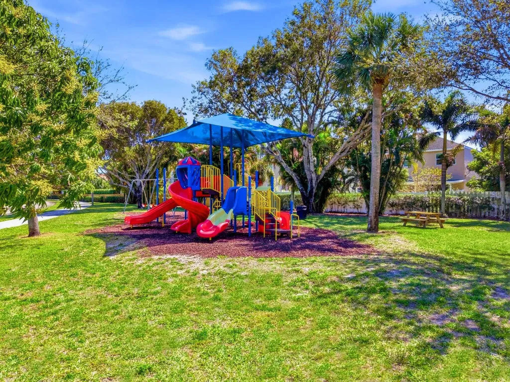 1235 Sussex Street Boynton Beach FL 33436