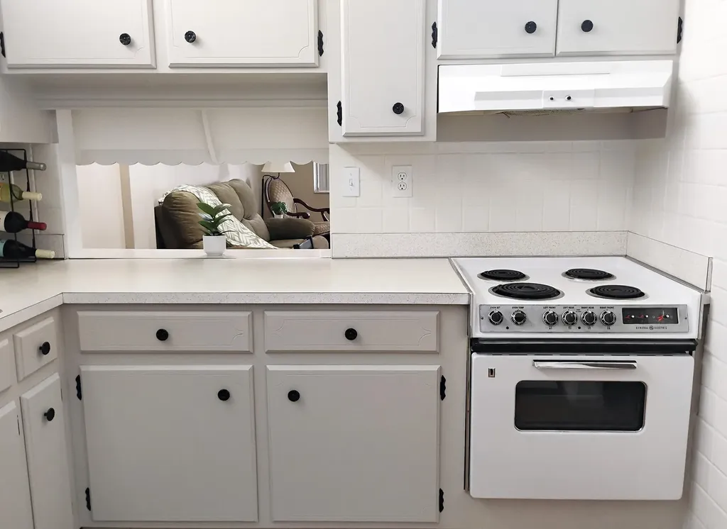 2562 N Garden Drive Lake Worth FL 33461