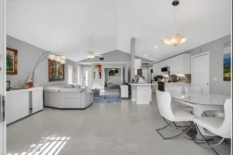 7198 SE Quincy Terrace Hobe Sound FL 33455