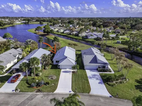7198 SE Quincy Terrace Hobe Sound FL 33455