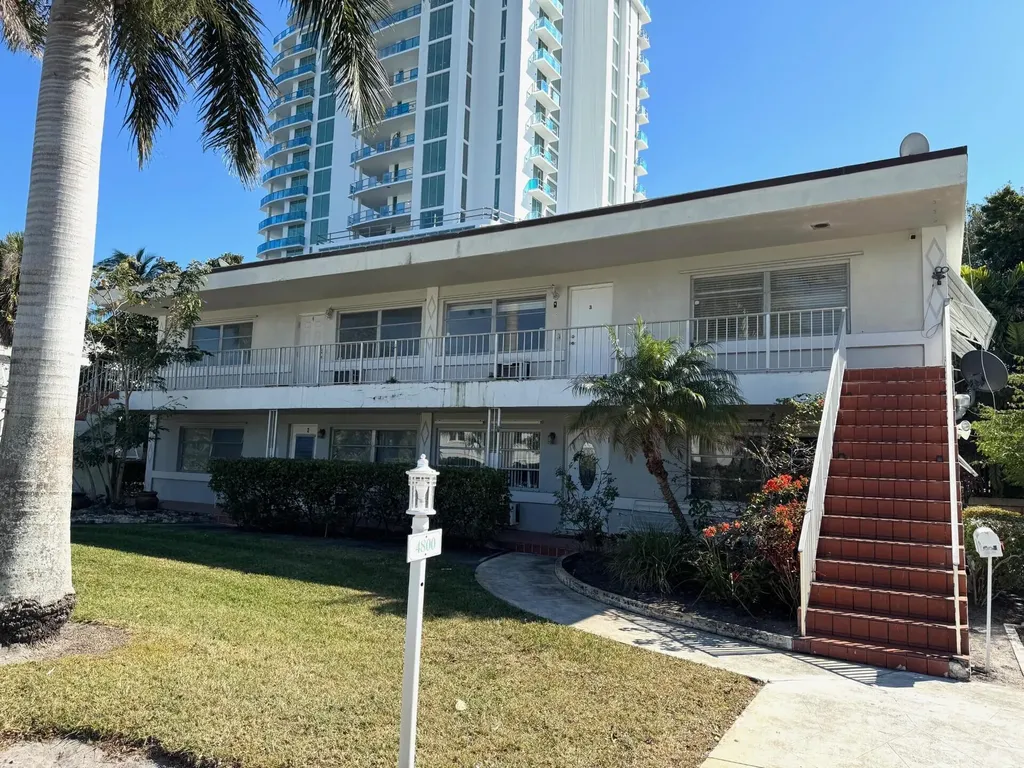 4800 N Flagler Drive West Palm Beach FL 33407