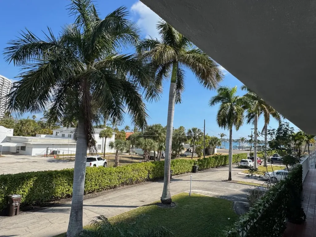 4800 N Flagler Drive West Palm Beach FL 33407