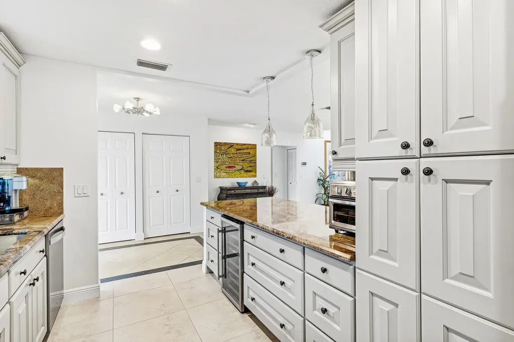 24 Cambridge Drive Boynton Beach FL 33436