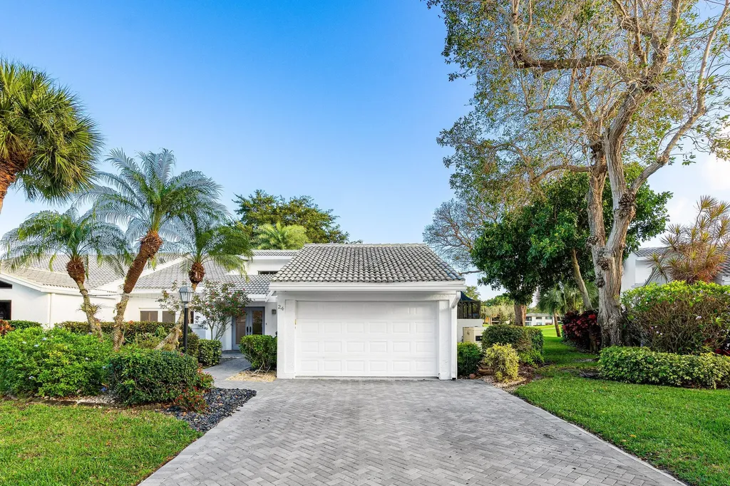 24 Cambridge Drive Boynton Beach FL 33436