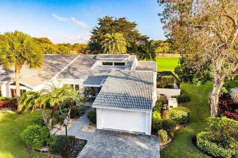 24 Cambridge Drive Boynton Beach FL 33436