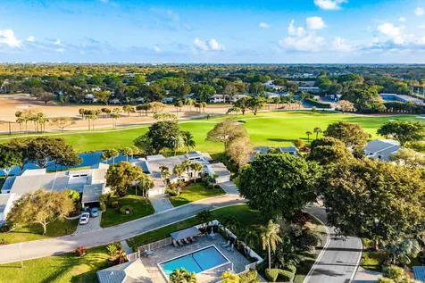 24 Cambridge Drive Boynton Beach FL 33436
