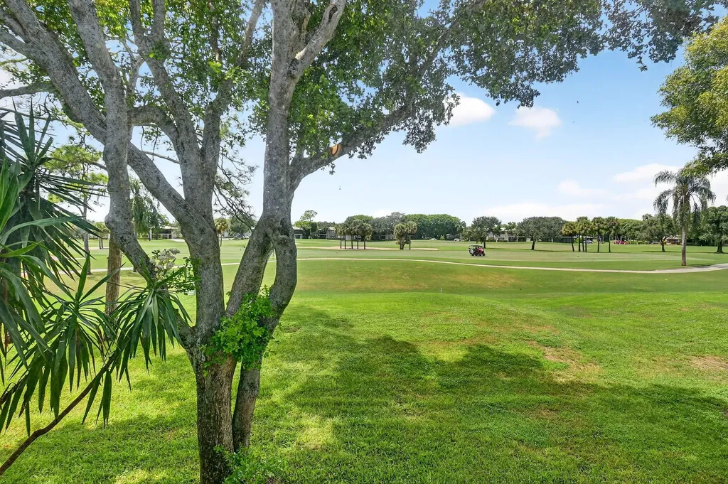 7 Southport Lane Boynton Beach FL 33436