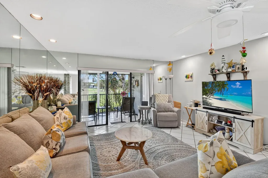 7 Southport Lane Boynton Beach FL 33436