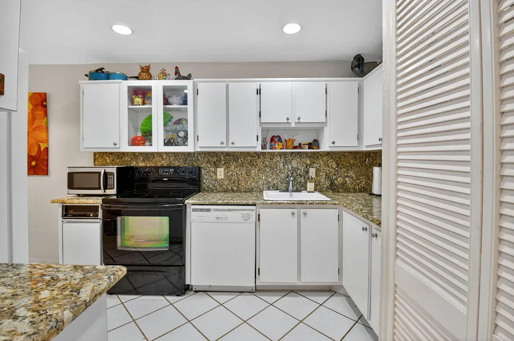 7 Southport Lane Boynton Beach FL 33436