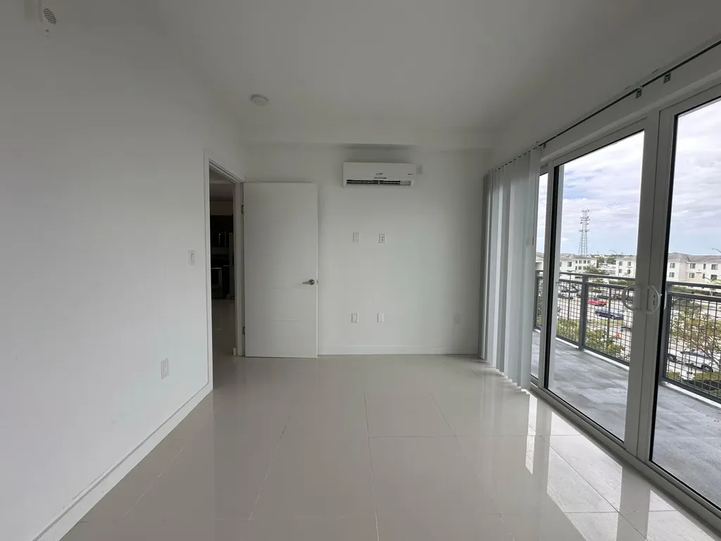 25885 S Dixie Highway Homestead FL 33032